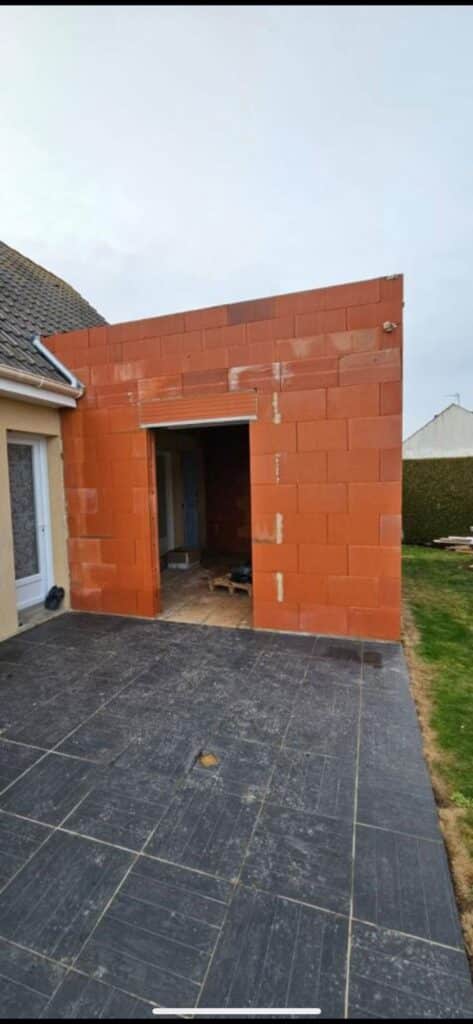Rénovation de façade d'extension à Compiègne